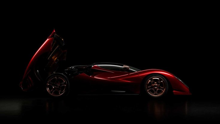 A De Tomaso P72 oldalról
