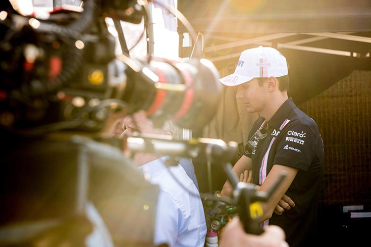 Esteban Ocon interjút ad