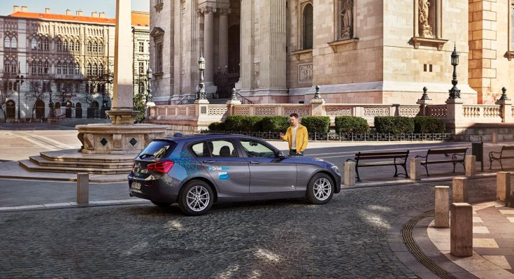 DriveNow autómegosztó BMW 1