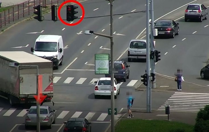 drónokkal figyeli a rendőrség az autósokat
