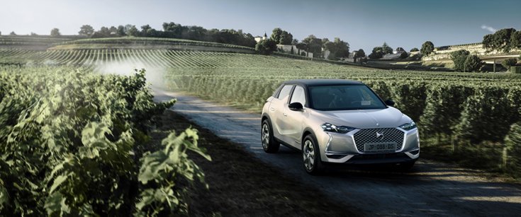 DS 3 Crossback E-Tense szemből.