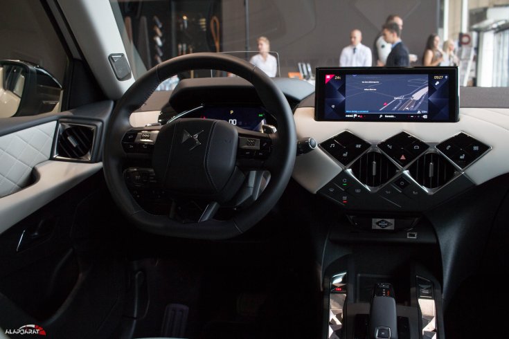 DS 3 Crossback belső