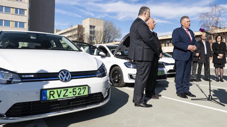 Elektromos autók vásárlását ösztönző program 2020