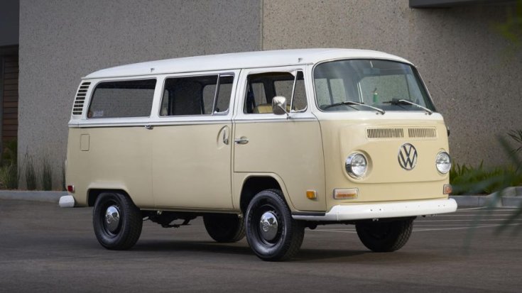 Volkswagen Type 2 elektromos kisbusz