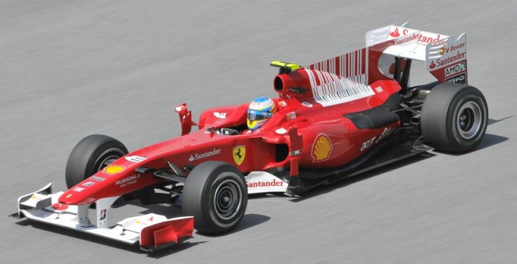 Alonso a Ferrari F10 volánja mögött