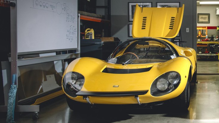 sárga Ferrari 206 Dino Competizione