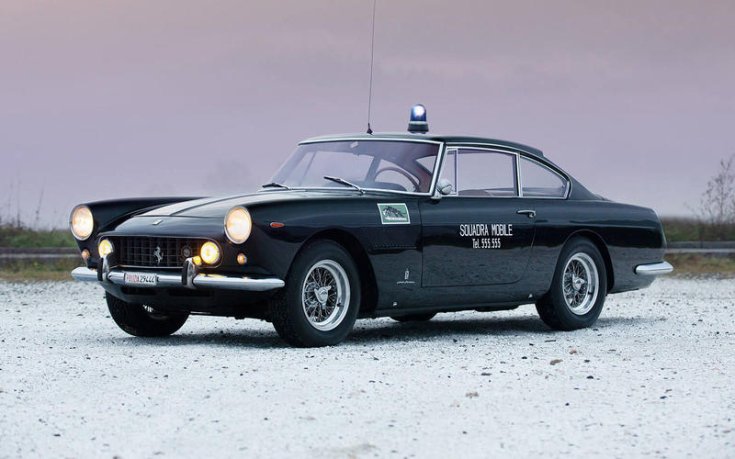 Ferrari 250 GTE oldalról