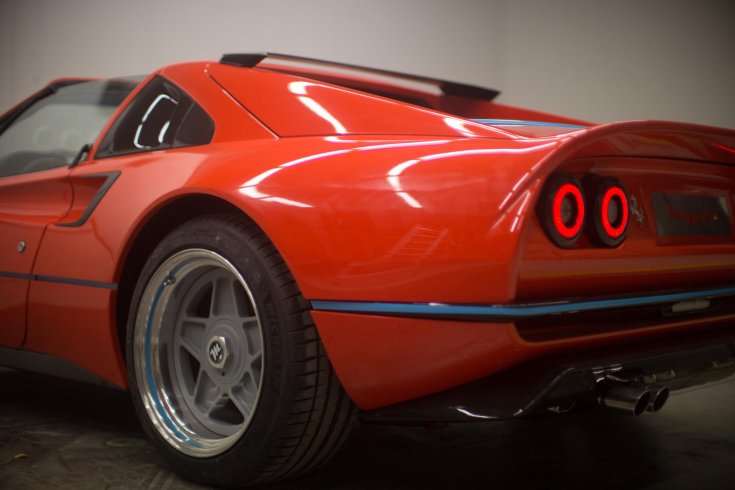 Maggiore Ferrari 308M tuning oldalról
