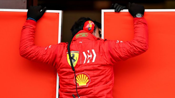 Ferrari szerelő