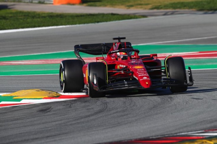 Leclerc a Ferrarival