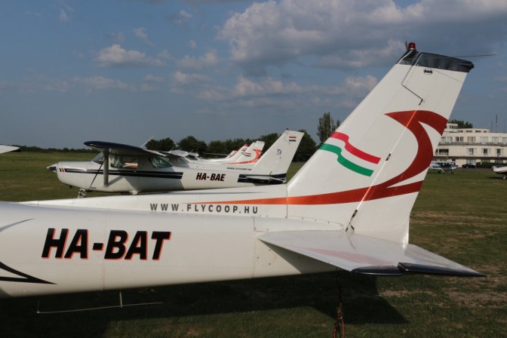 Fly-Coop repülők játulja