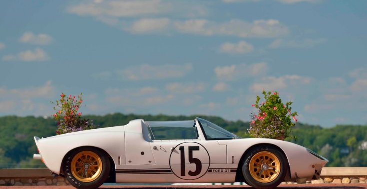 Ford GT Competition Prototype Roadster oldalról