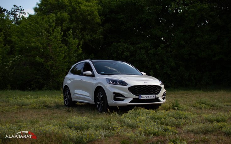 Ford Kuga teszt ALapjárat