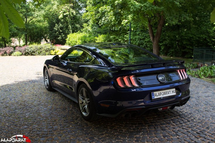 Ford Mustang GT Teszt alapjárat