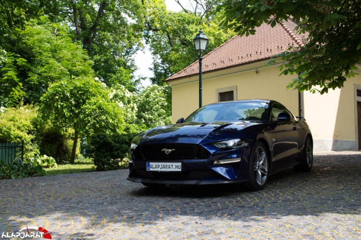 Ford Mustang GT Teszt alapjárat