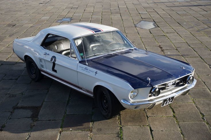 Johnny Hallyday Ford Mustang 390 GT kupéja
