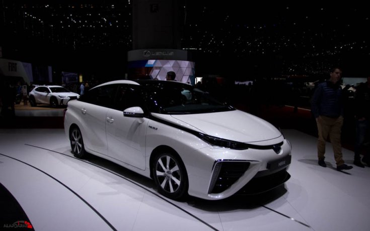 2019 Toyota Mirai hidrogénhajtású autó a 2019 Genfi Autószalonon