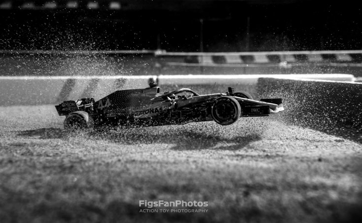 Lewis Hamilton 1:43-as méretű modellautója