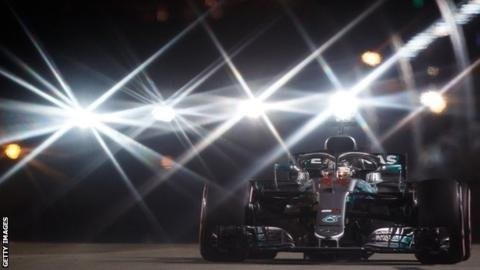 Hamilton egy tánchoz hasonlította a 79. pole pozícióját