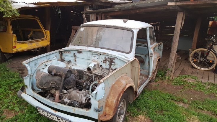 Szétszerelt Trabant
