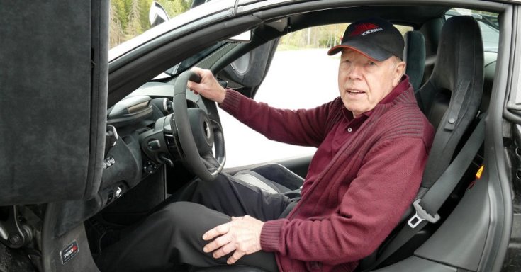 Henry Harrfeldt a 720S volánjánál