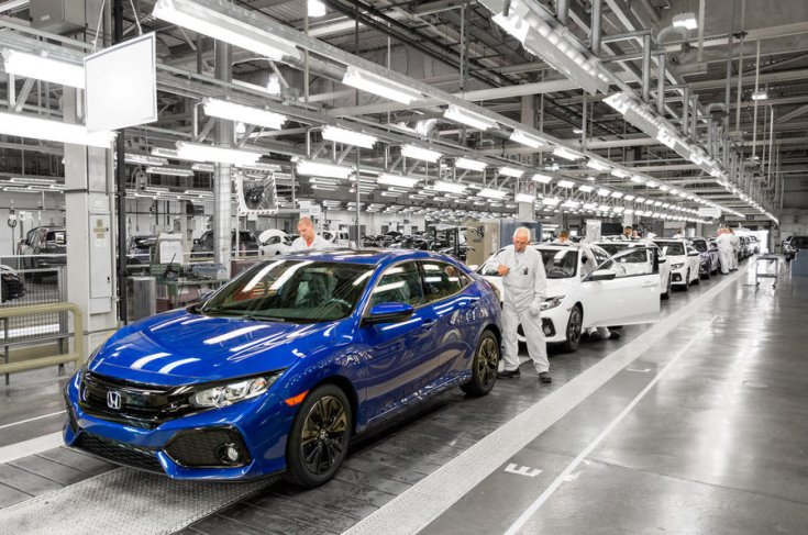 Honda Civic a gyártósoron