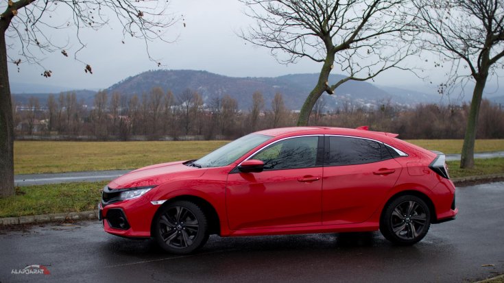 Honda Civic 1.6 dízel teszt Alapjárat