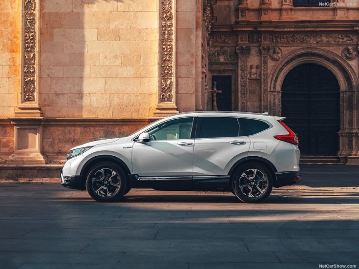Honda CR-V 2019 hibrid oldalról