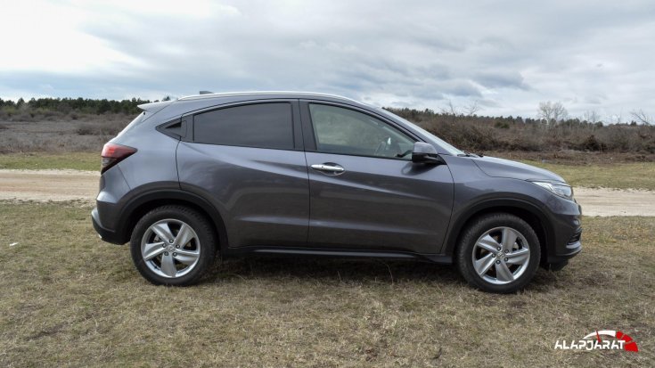 Honda HR-V Teszt Alapjárat