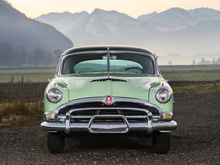 1951 1954 Hudson Hornet, amerikai autó, szedán, almazöld, elölnézet, szemből, RM Sotheby’s