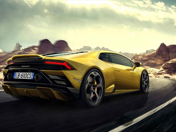 A Lamborghini Huracan EVO RWD hátulról