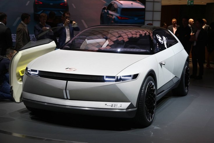 Hyundai 45 tanulmányautó frontrésze