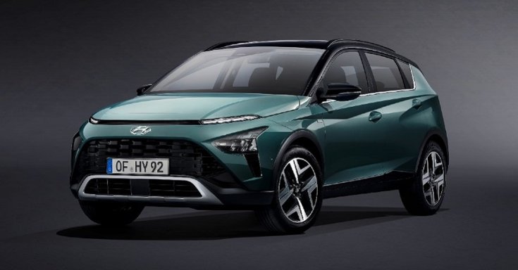 Hyundai Bayon oldalról fotózva