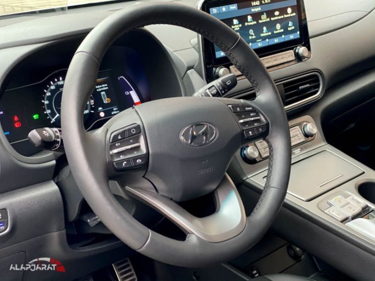 Hyundai Kona Electric teszt alapjárat