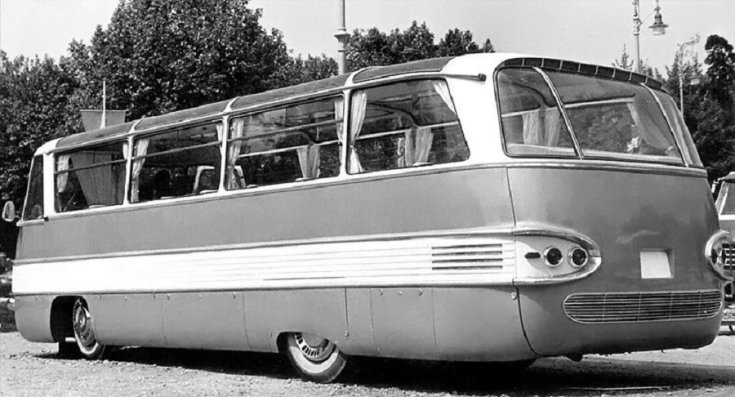 1959 Ikarus 303 prototípus, fekete fehér kép, hátulnézet, oldalnézet, balról