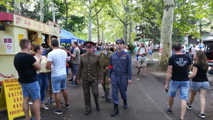 7. Szocijármű Kiállítás és Nosztalgia Találkozó Szolnok munkásőrök