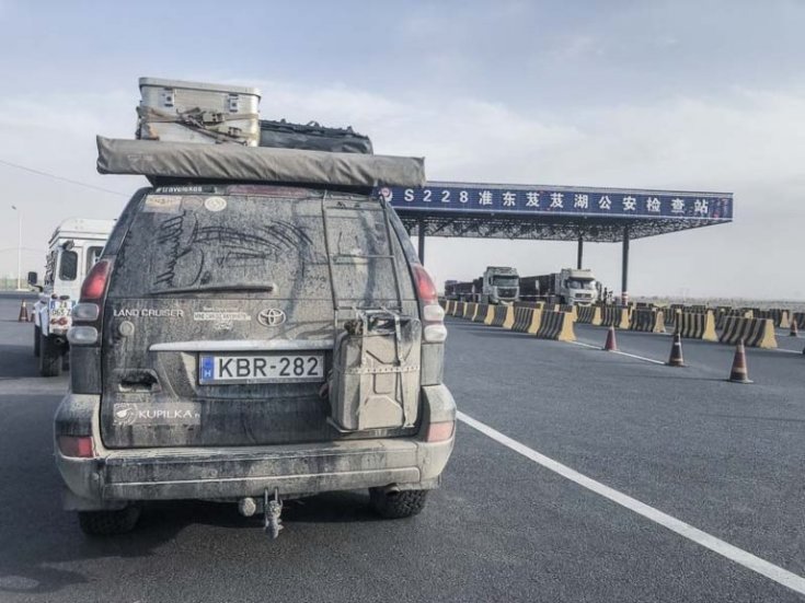 overlanding Kínában