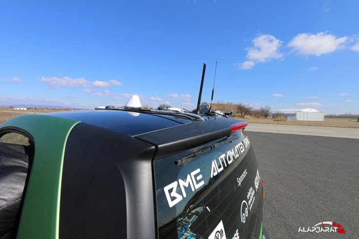 BME önvezető Smartjának GPS jeladói