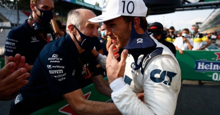 Pierre Gasly oldalról