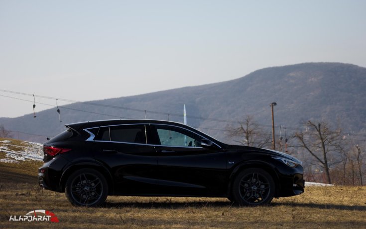 Infiniti Q30S Teszt Alapjárat