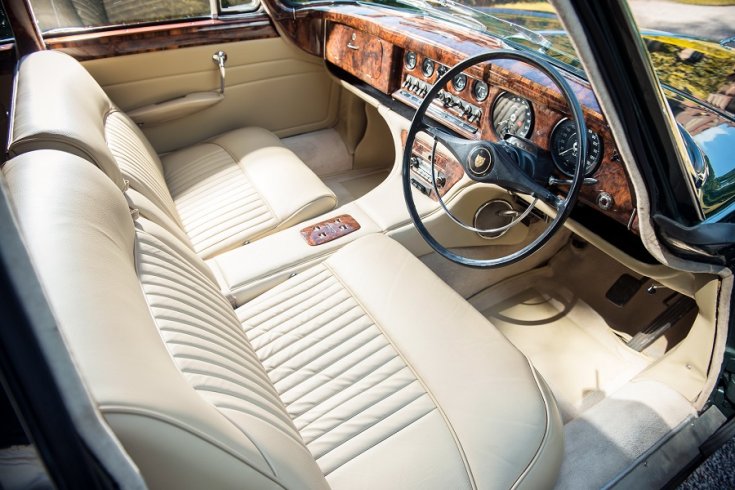 Jaguar Mark X