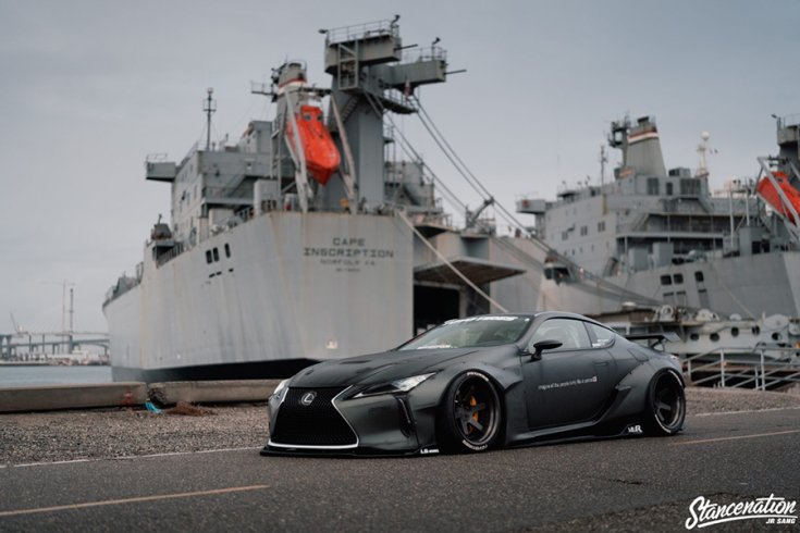 Jerald Yutadco Lexus LC 500 SEMA kiállítási darab szemből