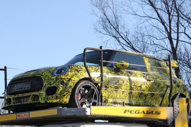 MINI JCW GP III tesztelés traileren