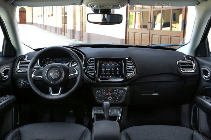 Jeep Compass interior