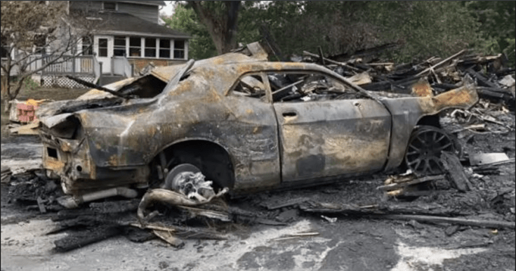 A Dodge Challenger Hellcat a tűz után