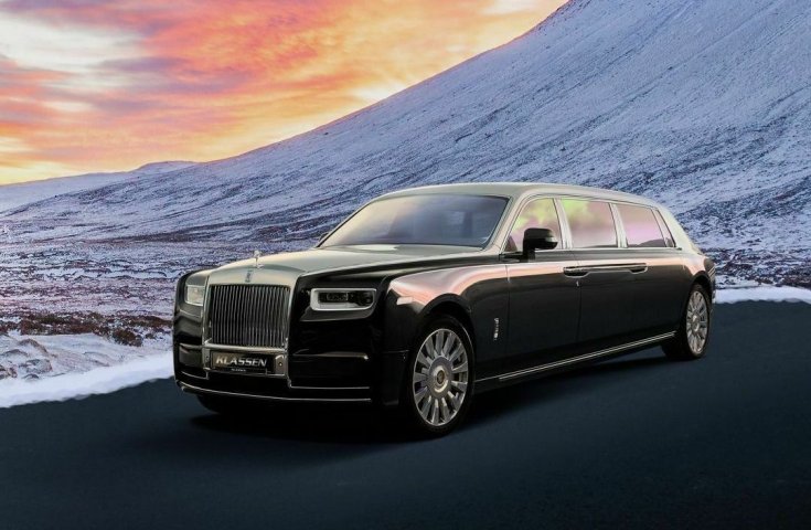 Klassen Rolls-Royce Phantom luxuslimuzin elölről