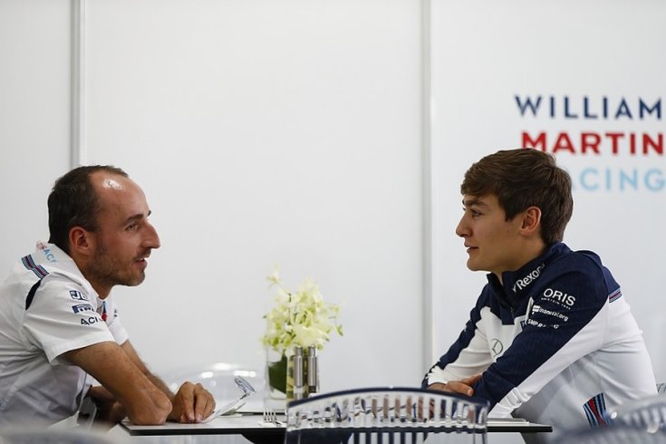 Kubica beszélget