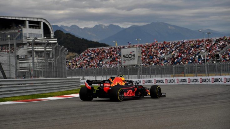 Kvjat a Red Bull színeiben