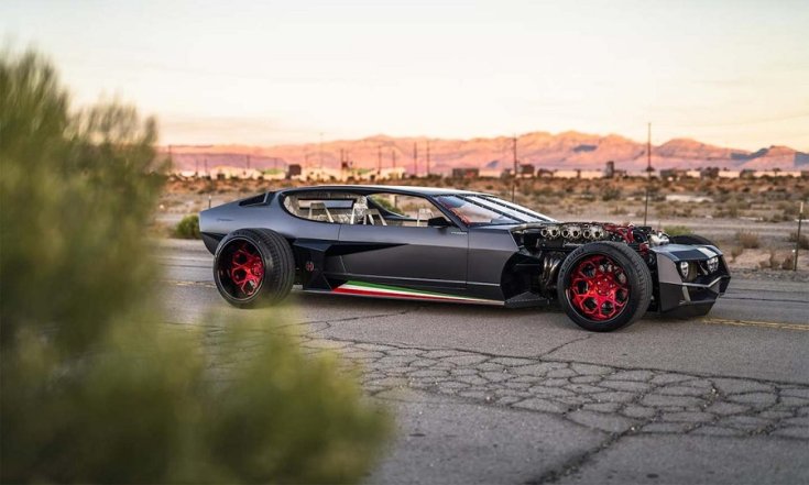 Lamborghini Espada 1968 oldalnézetből