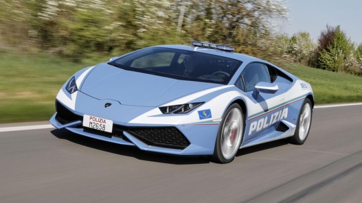 Lamborghini Huracán rendőrautó